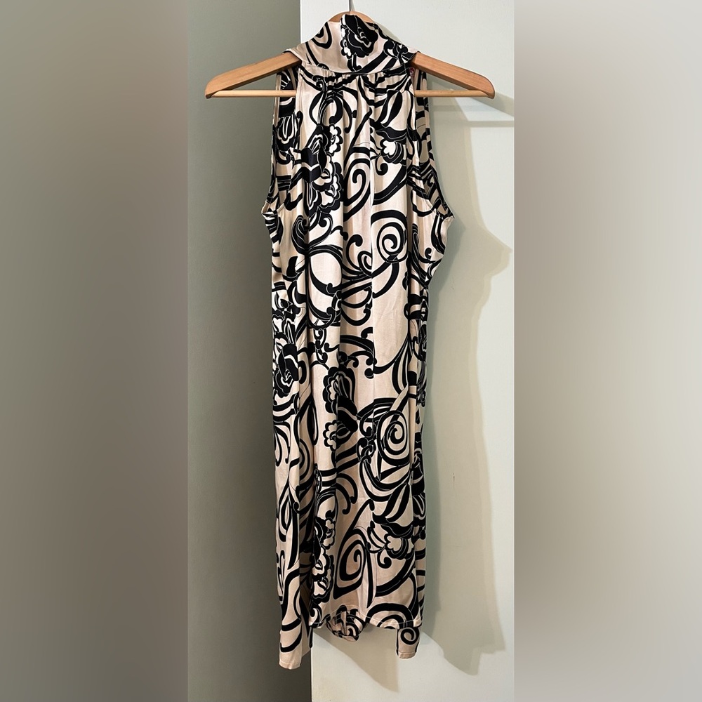 🇨🇦 LAV & KUSH 💯 silk black and ivory floral midi dress with sash neck - Picture 4 of 13